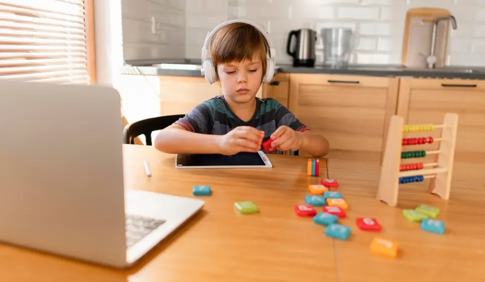 11 Toddler Computer Games to Encourage Learning & Development