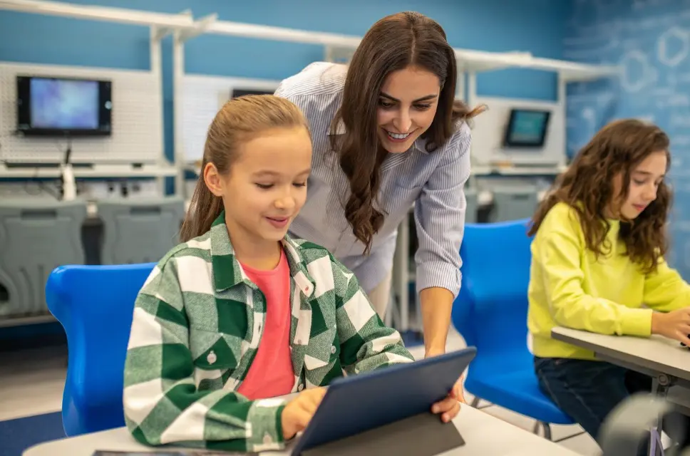 Benefits of Using Learning Management Systems in Schools